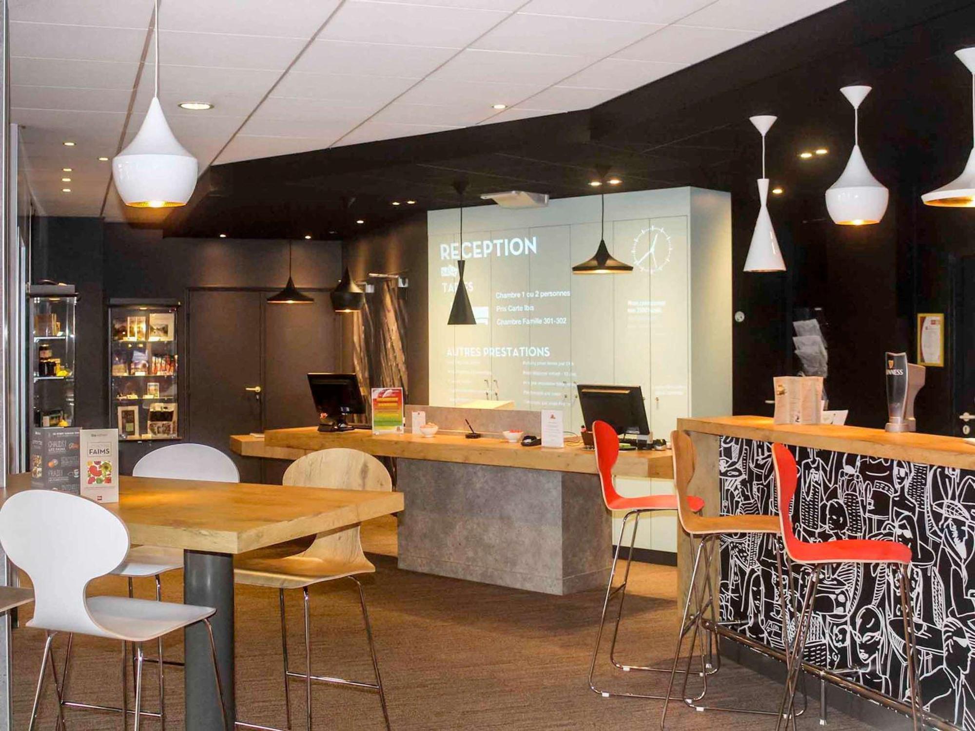 Hotel Ibis Montargis Exteriér fotografie